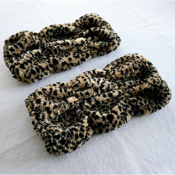 Vintage Hand Warmer Muffs Set Of Two Faux Fur Leopard Print Classic Midcentury - Picture 3 of 10